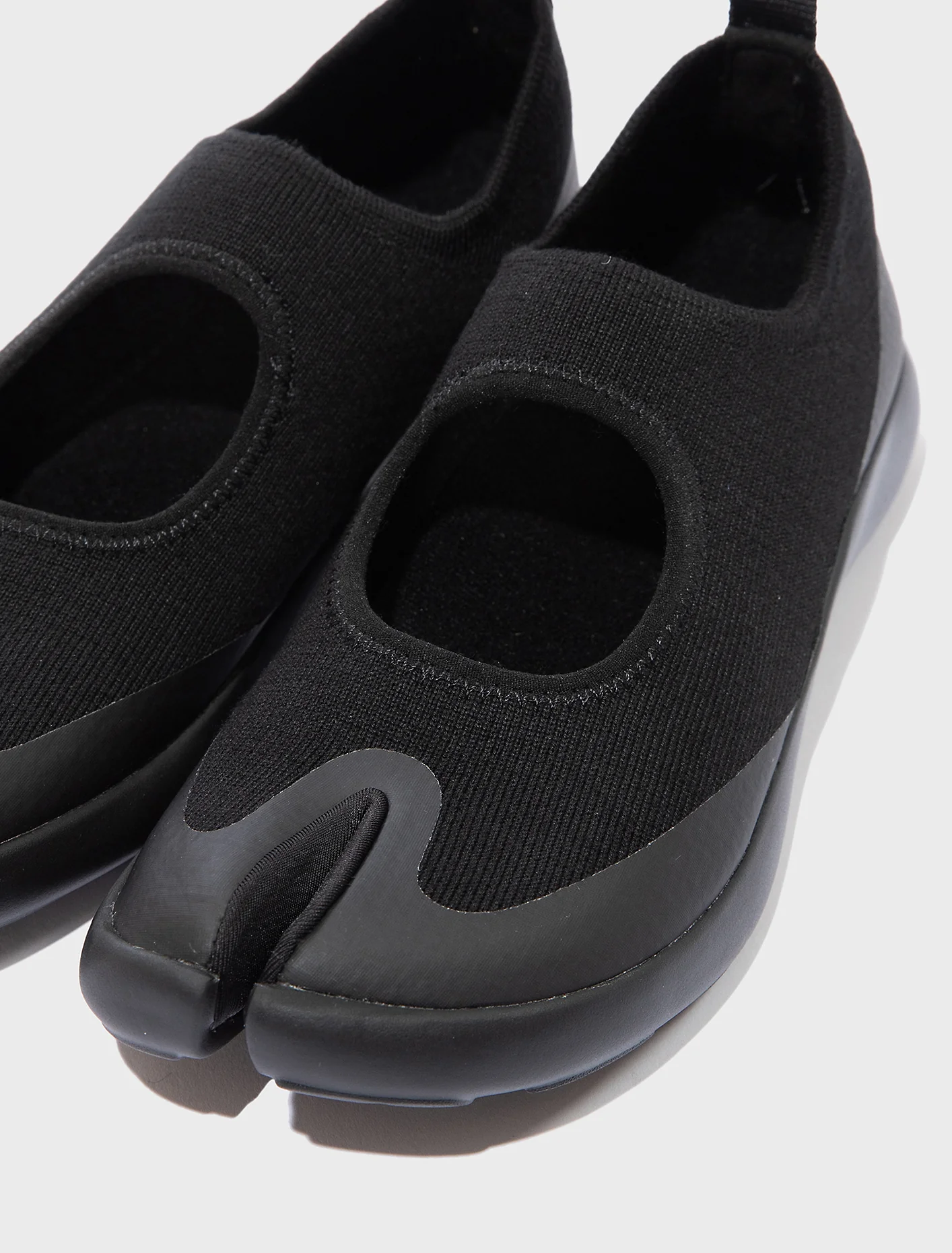 Tabi Sandal Women - Black — image 5 of 6